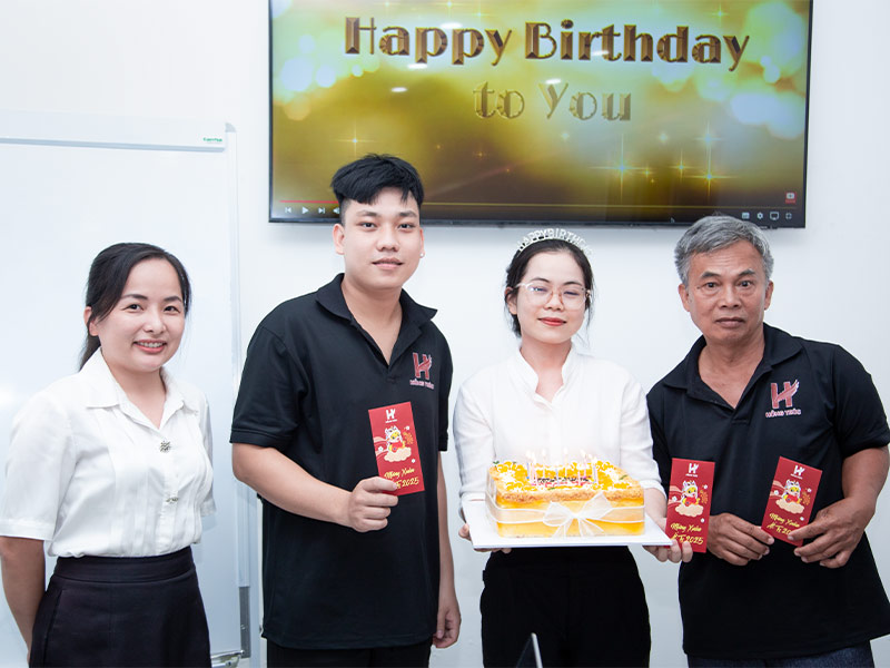 Sinh nhật nhân sự 2