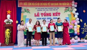 UNILA lan tỏa yêu thương qua chương trình “Trang Vở Yêu Thương 2026”